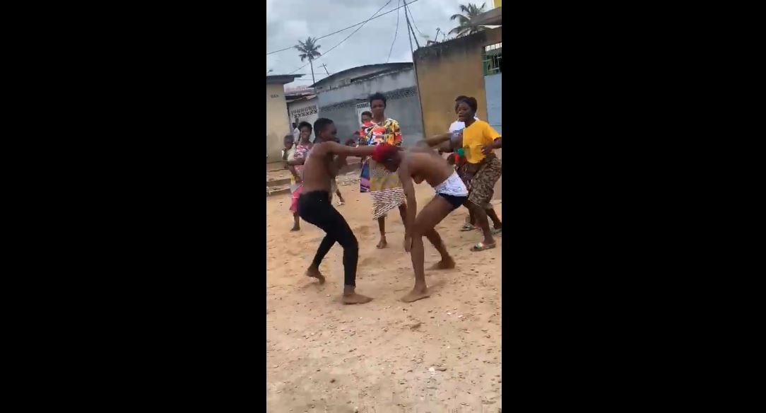 Village Sluts Fighting Half Naked Over a Man Video